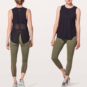 Lululemon women’s Black Open-Back Tank sleeveless lightweight workout top